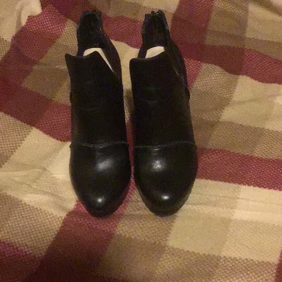 New..Zara Trafaluc heeled boots❤️.. - Picture 4 of 8